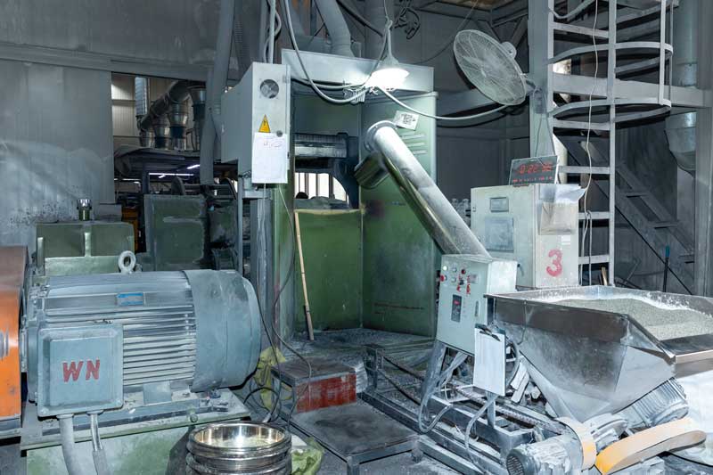 Intensive Kneading — The Core Equipment: Intensive Mixer