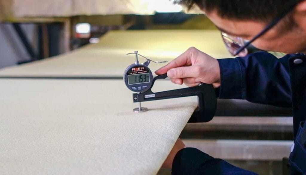 NEEU Automatic Foaming Production Line: Real-time Thickness Detection