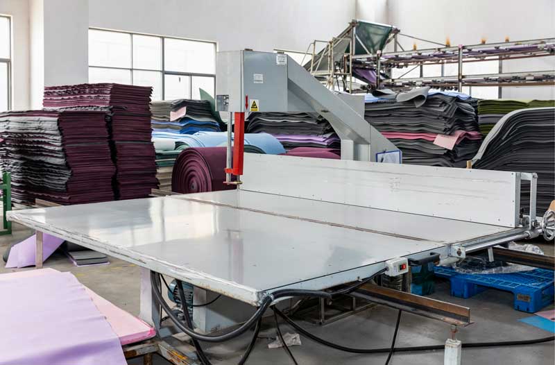 Straight-cut machine