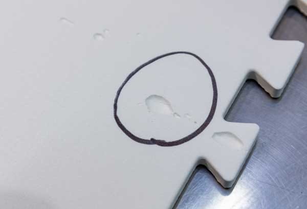 Quality Control for Foam Mats-Pinholes / Holes4