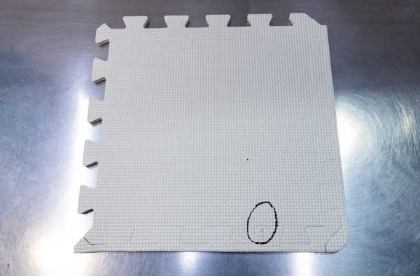 Quality Control for Foam Mats-Stains Dirt2