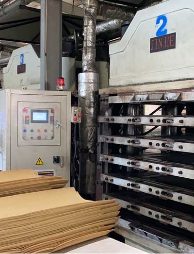 Foaming equipment